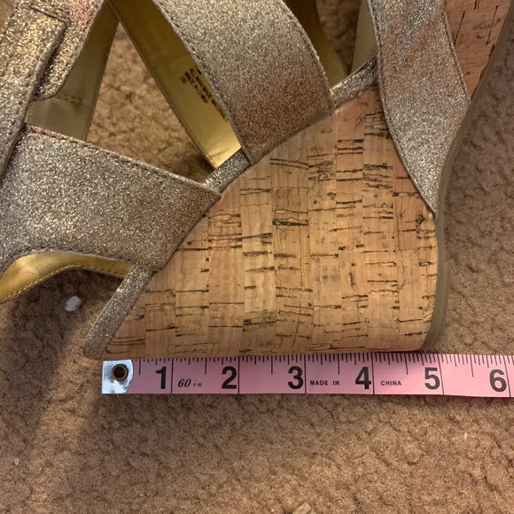 Steve Madden Gold Glitter Wedge Platform Heels - Picture 12 of 12